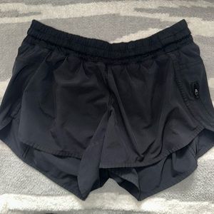 Lululemon tracker short